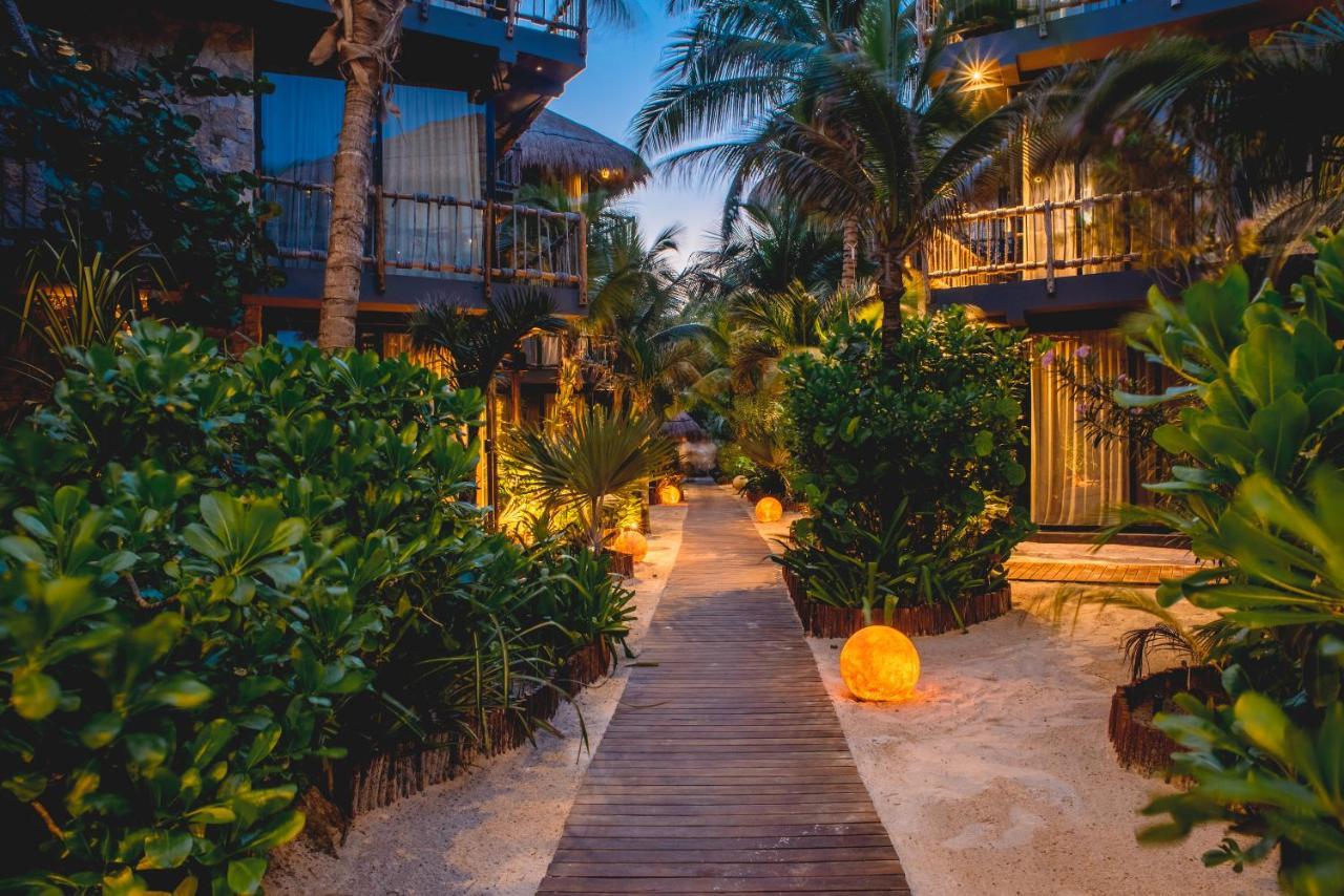 Akkuun Tulum - Adults Only Hotel Exterior photo